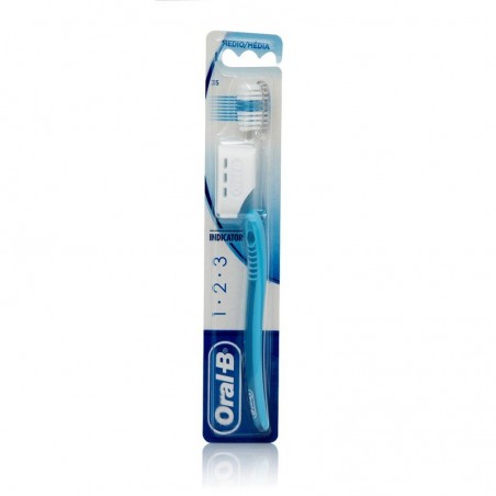 Oral-B Indicator 1°2°3 35mm Χειροκίνητη Οδοντόβουρτσα Μέτρια με Θήκη ΓΑΛΑΖΙΟ, 1 τεμάχιο